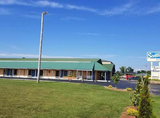 Scottish Inn McMinnville allows check-in for 18 year-old guests