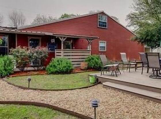 The Ranch Suites allows check-in for 18 year-old guests