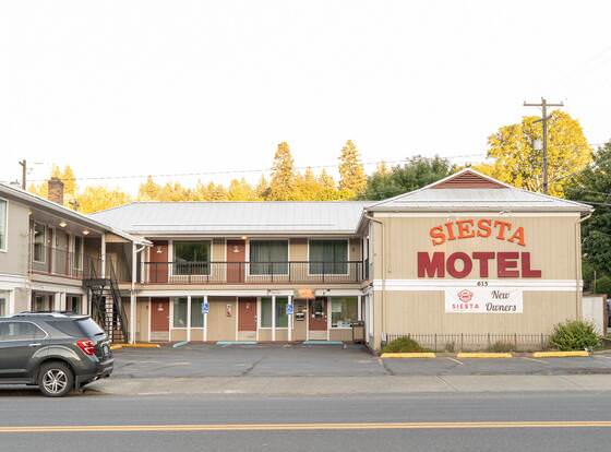 Siesta Motel allows check-in for 18 year-old guests