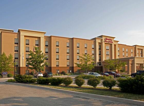 Hampton Inn Suites Bloomington - Normal allows check-in for 18 year-old guests