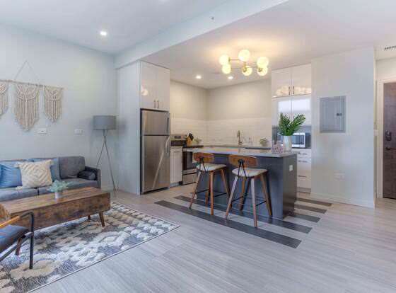 FRONTDESK The Kahn Apts New Center Detroit allows check-in for 18 year-old guests