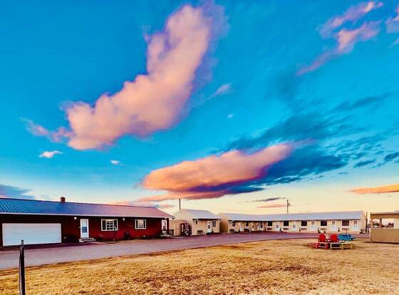 Sundown Motel allows check-in for 18 year-old guests