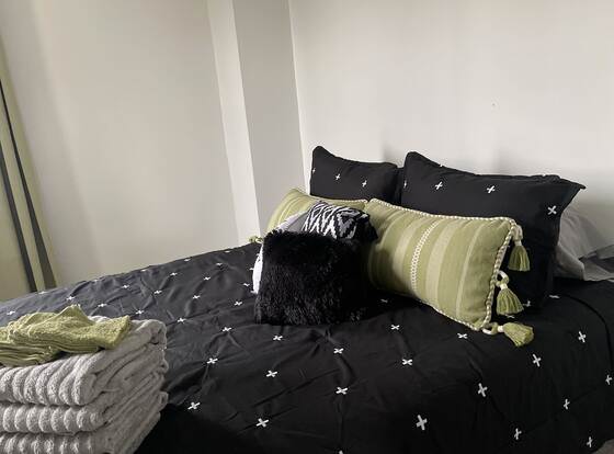 The Green House Gallery allows check-in for 18 year-old guests