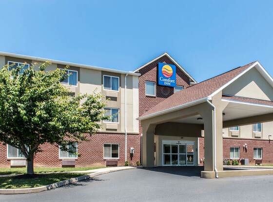 Comfort Inn Lancaster County allows check-in for 18 year-old guests