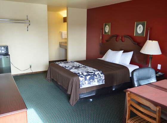 Western Motel allows check-in for 18 year-old guests