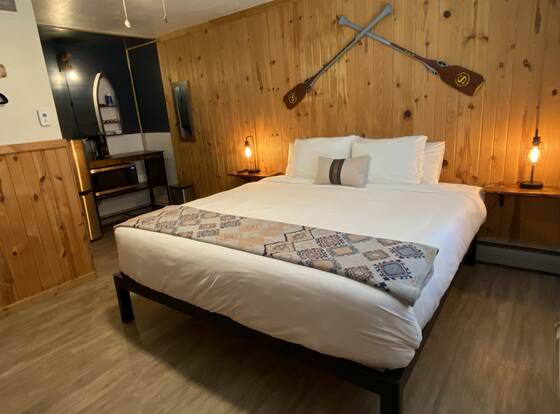 Columbia Point Resort allows check-in for 18 year-old guests