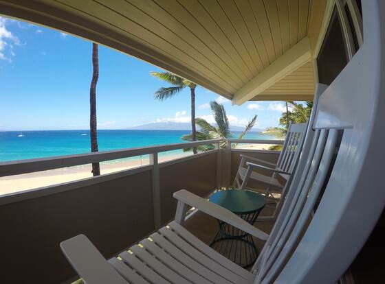 Kaanapali Ocean Inn allows check-in for 18 year-old guests