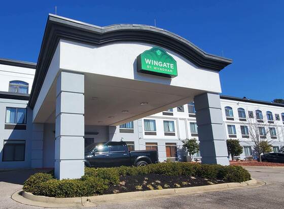 Wingate by Wyndham Tupelo allows check-in for 18 year-old guests