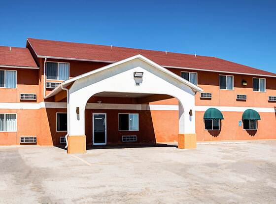 Rodeway Inn & Suites allows check-in for 18 year-old guests