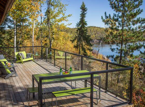 Beautiful Log Cabin on Saganaga Lake allows check-in for 18 year-old guests