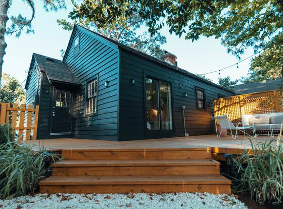 DRIFT AWAY by DW allows check-in for 18 year-old guests