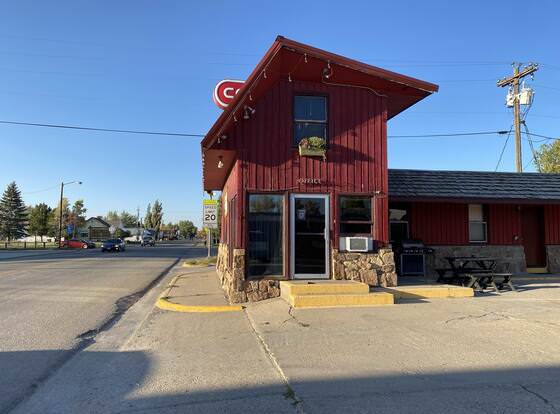The Sage Motel allows check-in for 18 year-old guests
