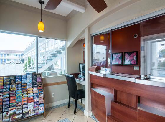 Motel 6 Norwalk, CA allows check-in for 18 year-old guests