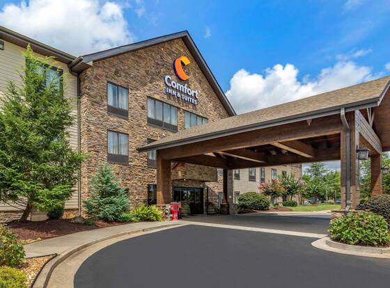 Comfort Inn & Suites allows check-in for 18 year-old guests
