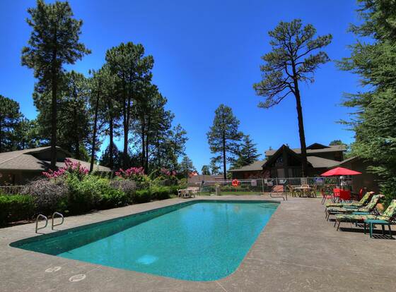 Majestic Mountain Inn allows check-in for 18 year-old guests