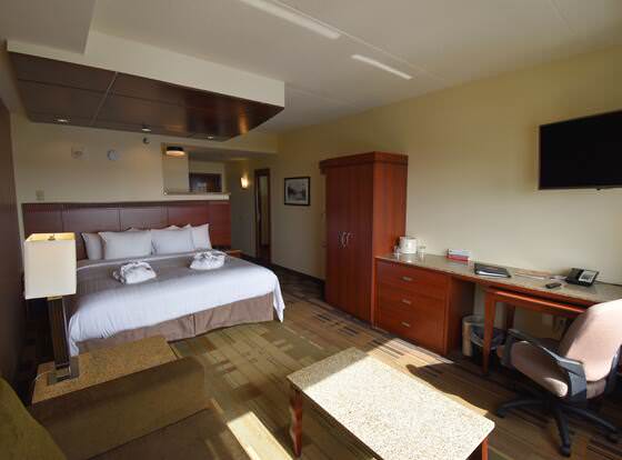 Canad Inns Destination Center Grand Forks allows check-in for 18 year-old guests