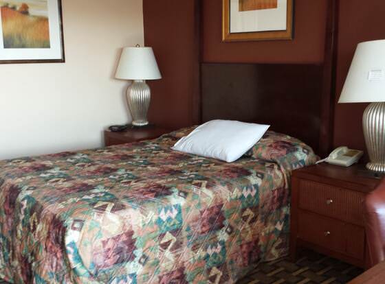 Executive Inn & Suites allows check-in for 18 year-old guests