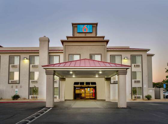 Motel 6 Hesperia, CA - West Main Street I-15 allows check-in for 18 year-old guests
