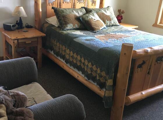 Second Wind Country Inn allows check-in for 18 year-old guests