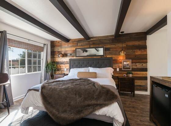 Shell Beach Inn allows check-in for 18 year-old guests