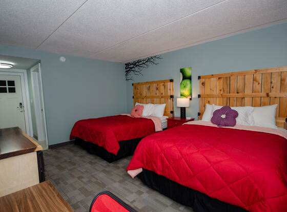 AppleHouse Hotel allows check-in for 18 year-old guests