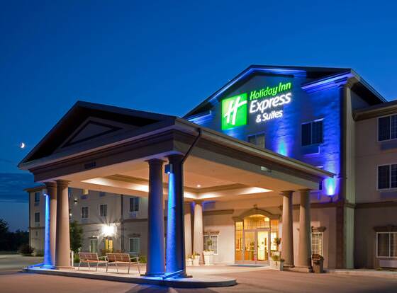Holiday Inn Express & Suites Eau Claire North, an IHG Hotel allows check-in for 18 year-old guests