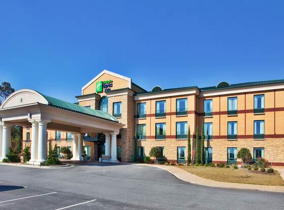 Holiday Inn Express Hotel & Suites Macon-West, an IHG Hotel allows check-in for 18 year-old guests