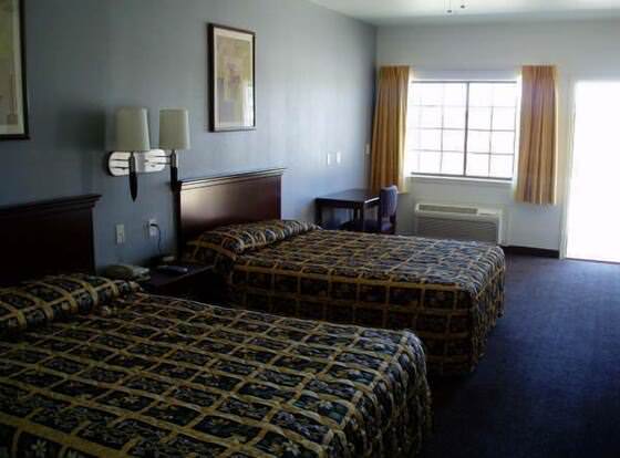 Texas Inn and Suites at La Joya allows check-in for 18 year-old guests