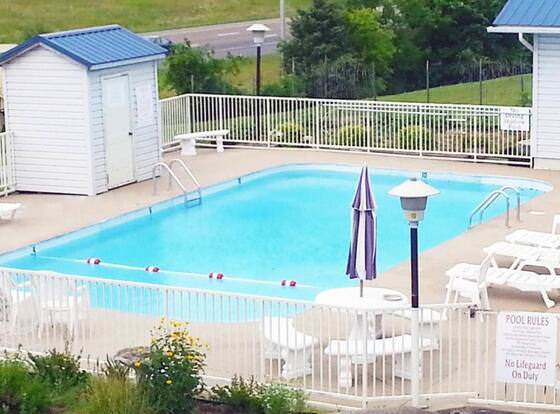 Smokies Motel allows check-in for 18 year-old guests
