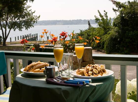 Stirling House Bed & Breakfast allows check-in for 18 year-old guests