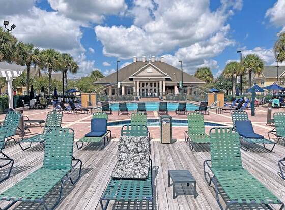 Seven Dwarfs Vacations Resort allows check-in for 18 year-old guests
