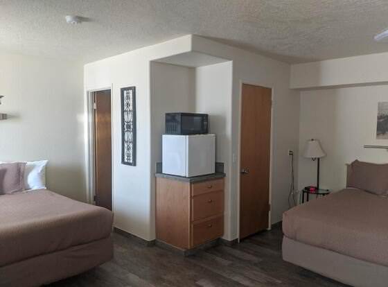 Little Daisy Motel allows check-in for 18 year-old guests