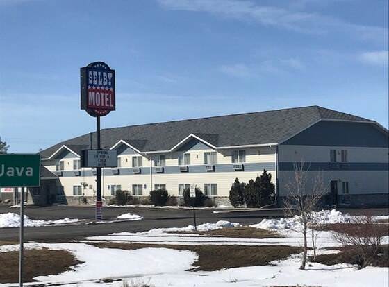 Selby Motel allows check-in for 18 year-old guests