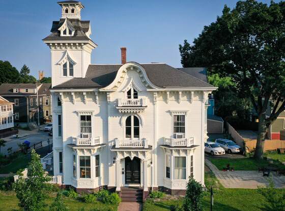 The Wedding Cake House allows check-in for 18 year-old guests
