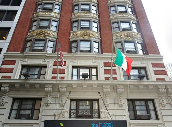 The Hotel @ Times Square allows check-in for 18 year-old guests