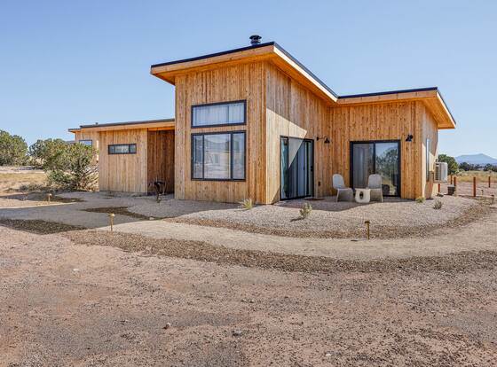 The Grand Canyon Headquarters allows check-in for 18 year-old guests