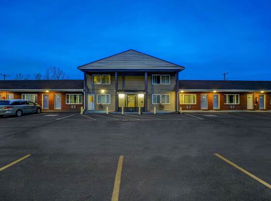 Motel 6 Ilion, NY allows check-in for 18 year-old guests