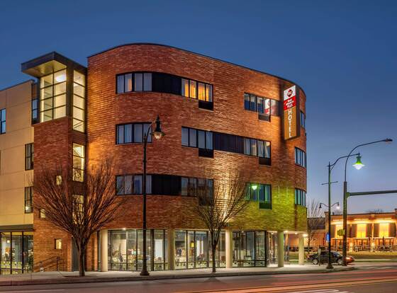 Best Western Plus Philadelphia Airport S. At Widener Univ. allows check-in for 18 year-old guests