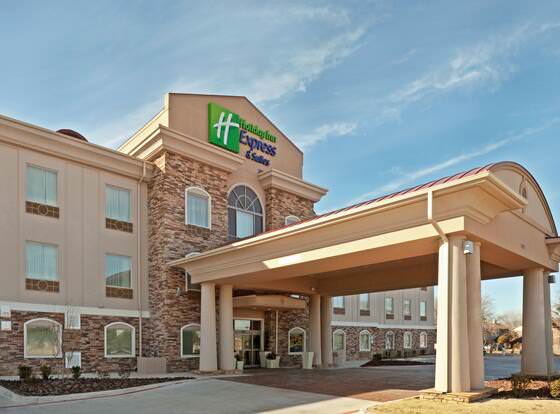 Holiday Inn Express & Suites Dallas Southwest-Cedar Hill allows check-in for 18 year-old guests