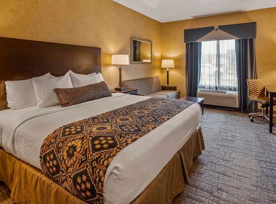 Best Western Plus Ponderay Mountain Lodge allows check-in for 18 year-old guests