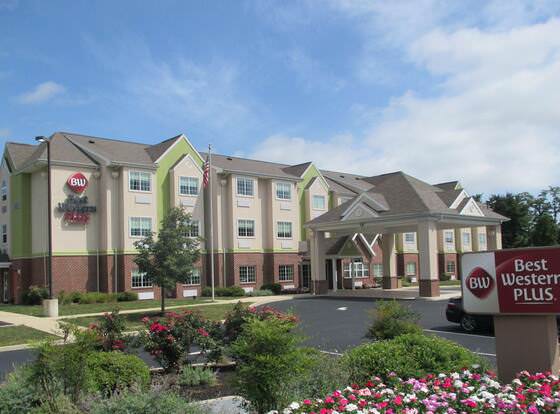 Best Western Plus Harrisburg Mechanicsburg allows check-in for 18 year-old guests