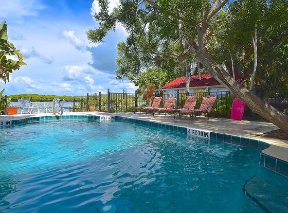 Turtle Beach Resort and Inn allows check-in for 18 year-old guests