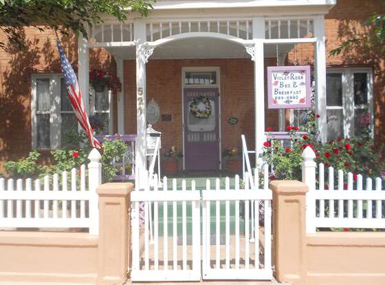 Violet Rose Bed & Breakfast allows check-in for 18 year-old guests