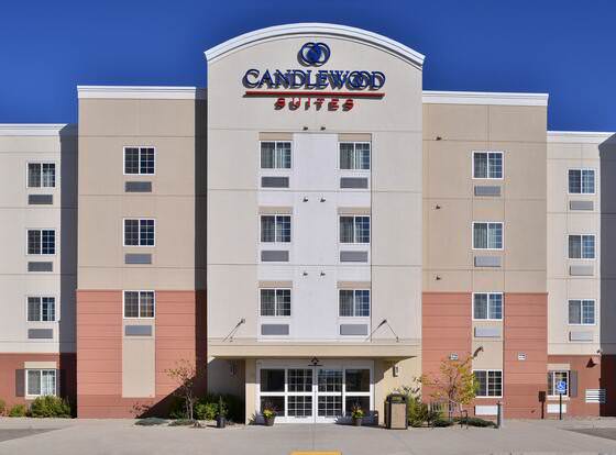 Candlewood Suites Williston, an IHG Hotel allows check-in for 18 year-old guests