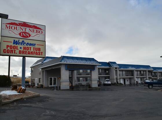 National 9 - Nephi 9 Inn allows check-in for 18 year-old guests