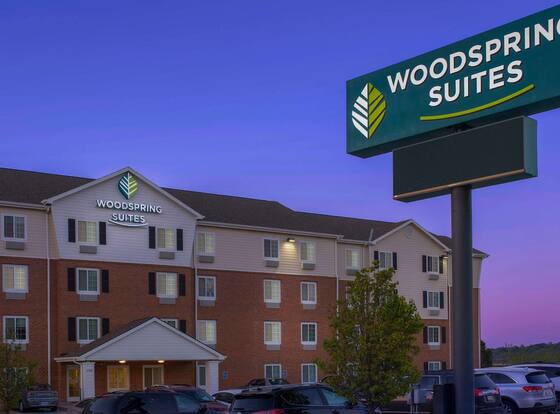 WoodSpring Suites Omaha Bellevue, an Extended Stay Hotel allows check-in for 18 year-old guests