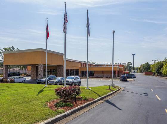 Quality Inn & Suites allows check-in for 18 year-old guests