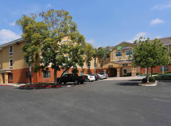 Extended Stay America Suites Los Angeles Arcadia allows check-in for 18 year-old guests