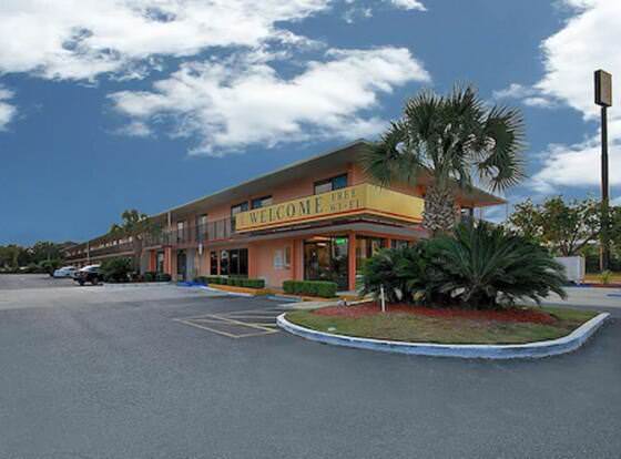 Super 6 Inn & Suites allows check-in for 18 year-old guests