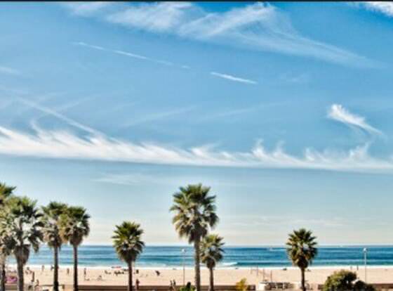 Grandview Inn allows check-in for 18 year-old guests